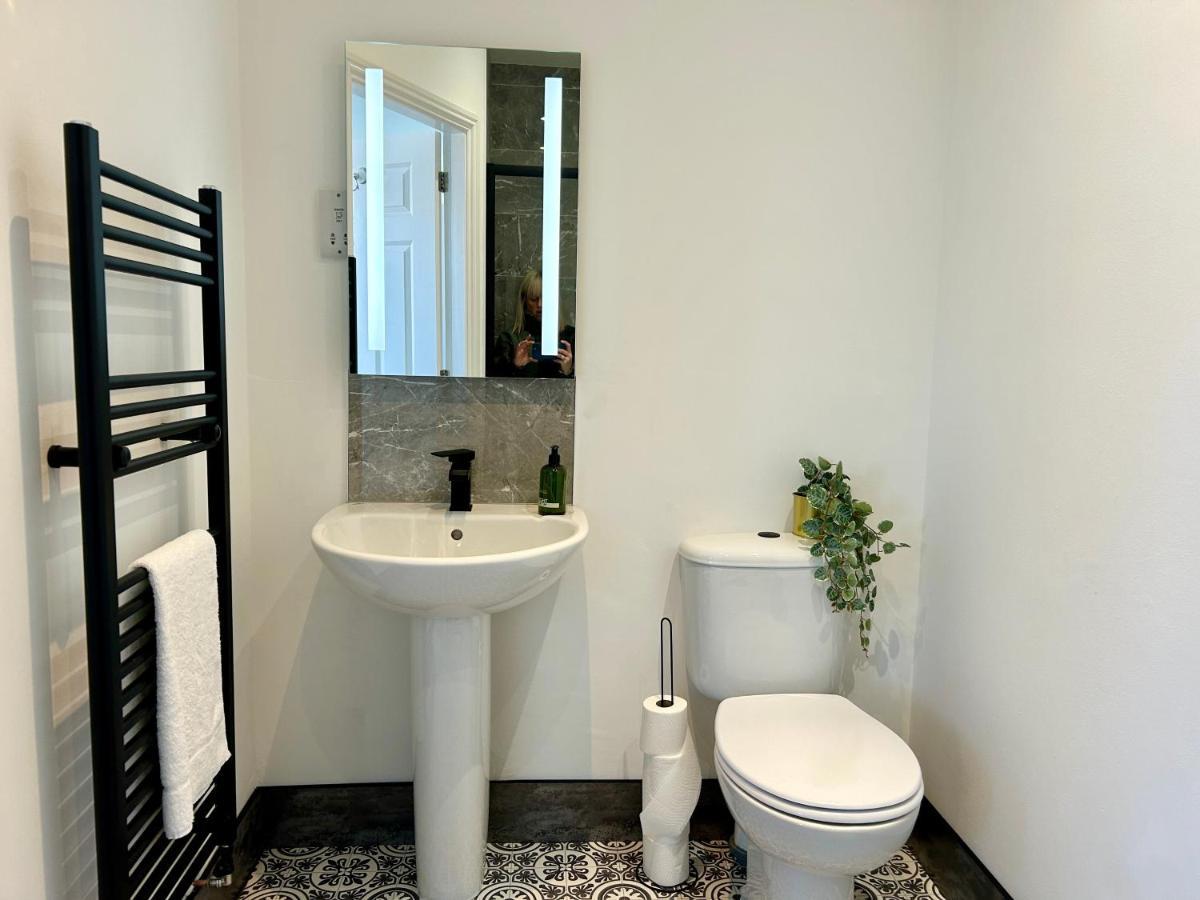 The Town House, Whole House Suitable For Contractors And Families Маркет-Харборо Экстерьер фото