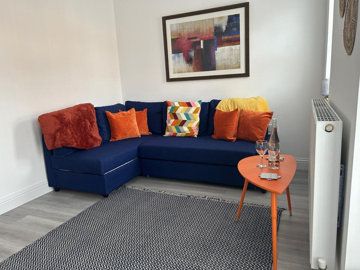 The Town House, Whole House Suitable For Contractors And Families Маркет-Харборо Экстерьер фото